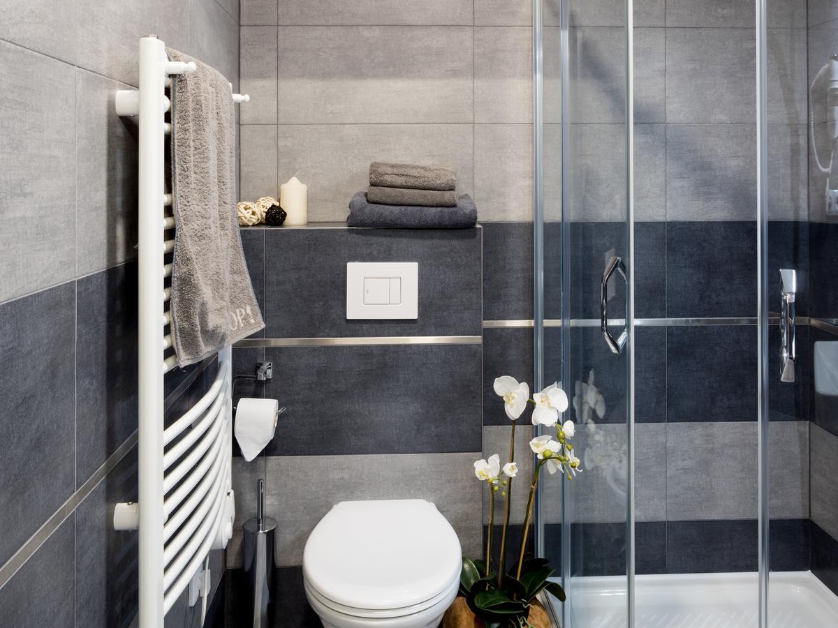 Club Apartments Celadna Luaran gambar