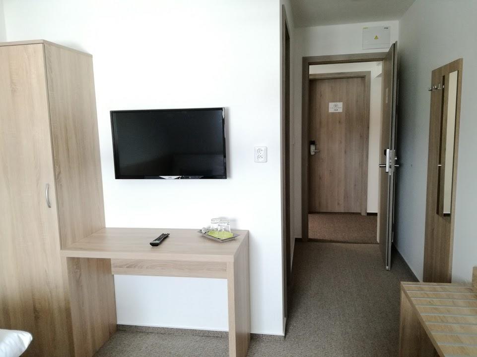Club Apartments Celadna Luaran gambar