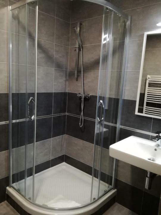 Club Apartments Celadna Luaran gambar